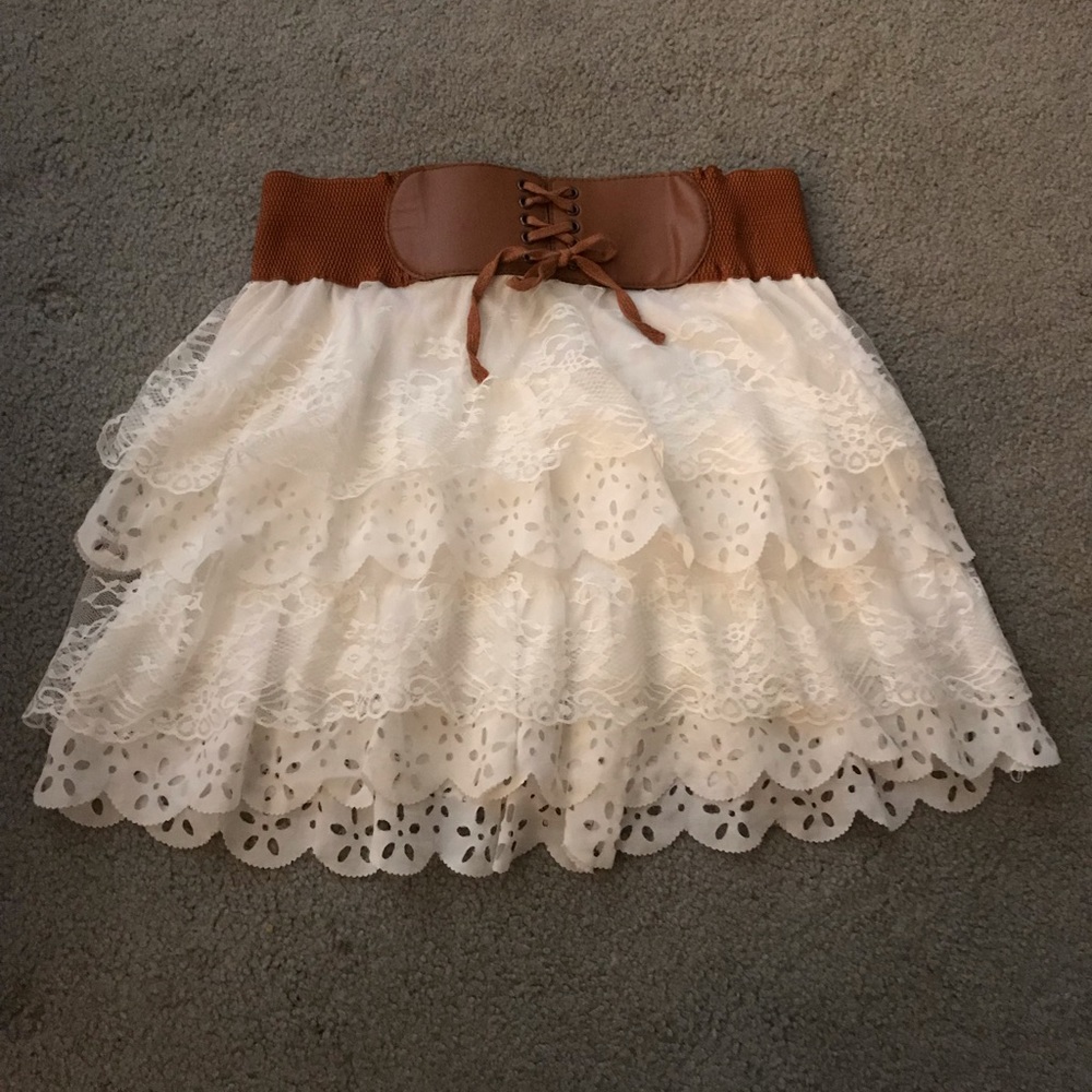 Short Lace Skirt